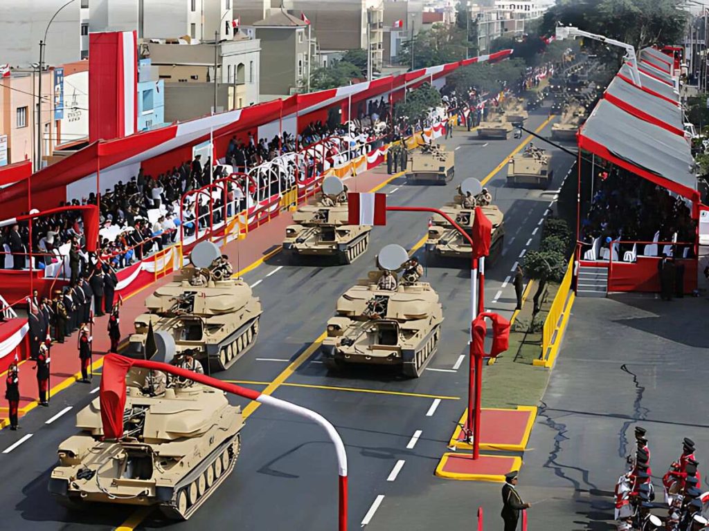 parada militar en las fiestas patrias en perú