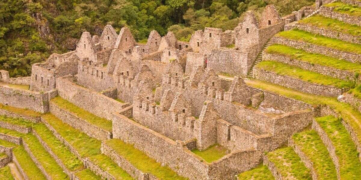 trek through Wiñay Huayna on the Inca Trail