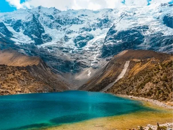 vista de la laguna de soraypampa