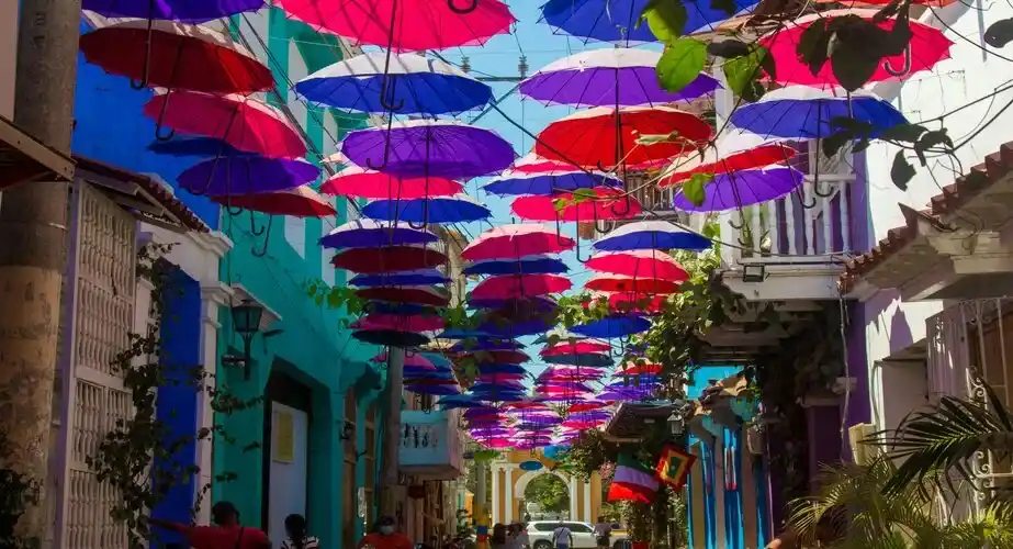 Calle de Las Sombrillas - Cartagena