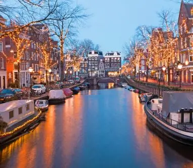 vista de amsterdam en paises bajos