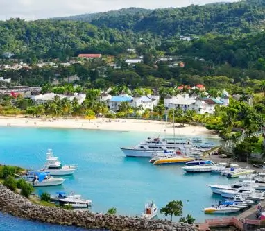 disfrutas de las playas de jamaica en un tour de 4 dias