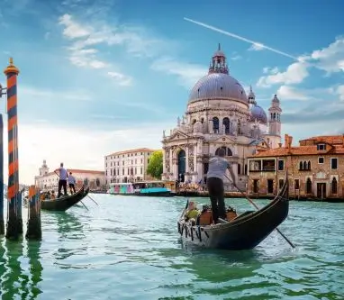 vista de la ciudad en venecia - italia