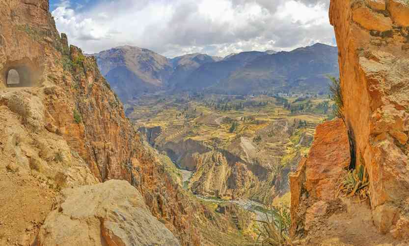 DAY 7: AREQUIPA – COLCA CANYON FIRST DAY 
