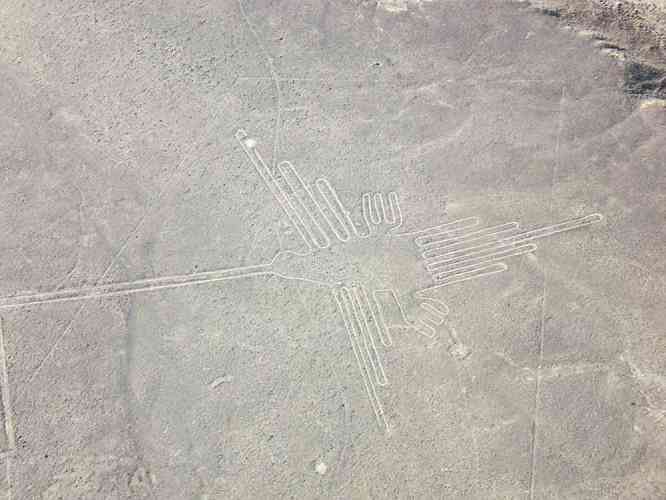 NAZCA: SOBREVUELO A LAS MAJESTUOSAS LINEAS DE NAZCA