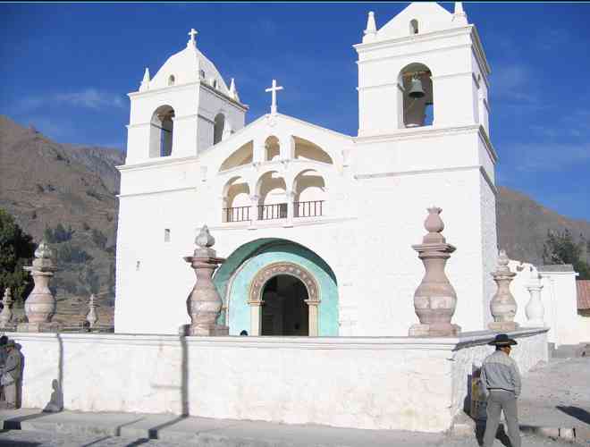 DIA 3: AREQUIPA – CHIVAY (BAÑOS TERMALES DE LA CALERA Y CHIVAY)