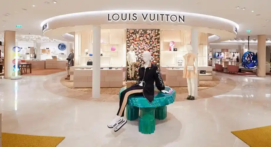 Tienda de Louis Vuitton - París