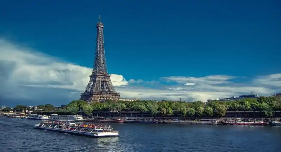 Río Sena - París