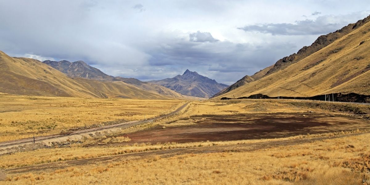 la raya, border between cusco and puno