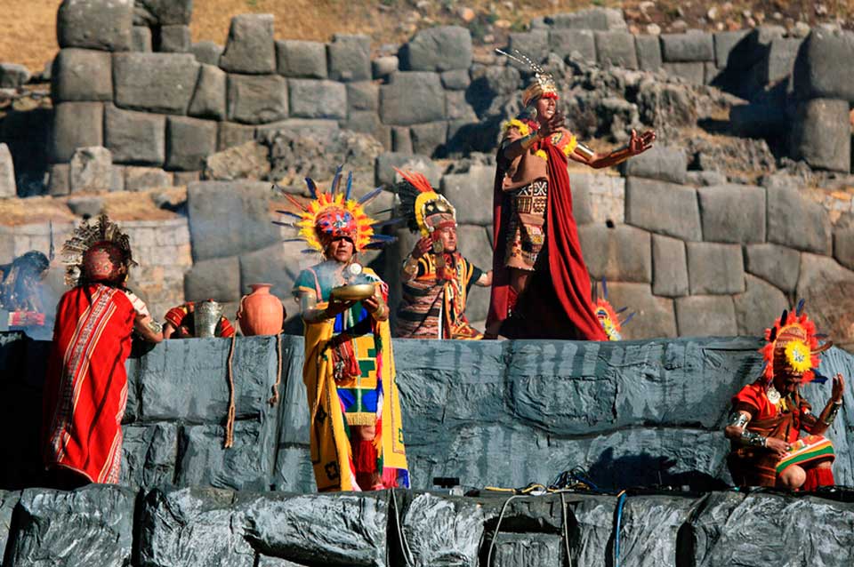 Ceremonia del Inti Raymi en Saqsayhuaman