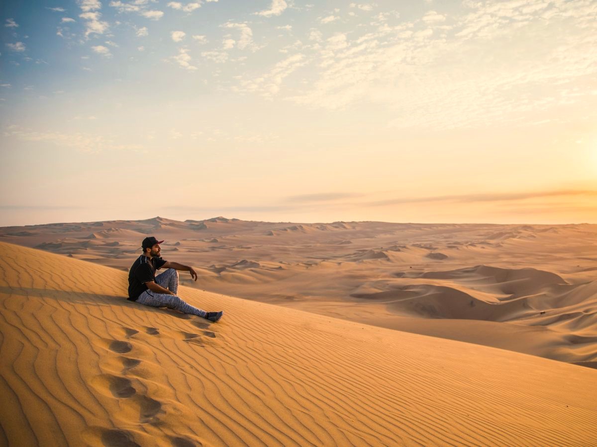 view of the desert in the Huacachina oasis