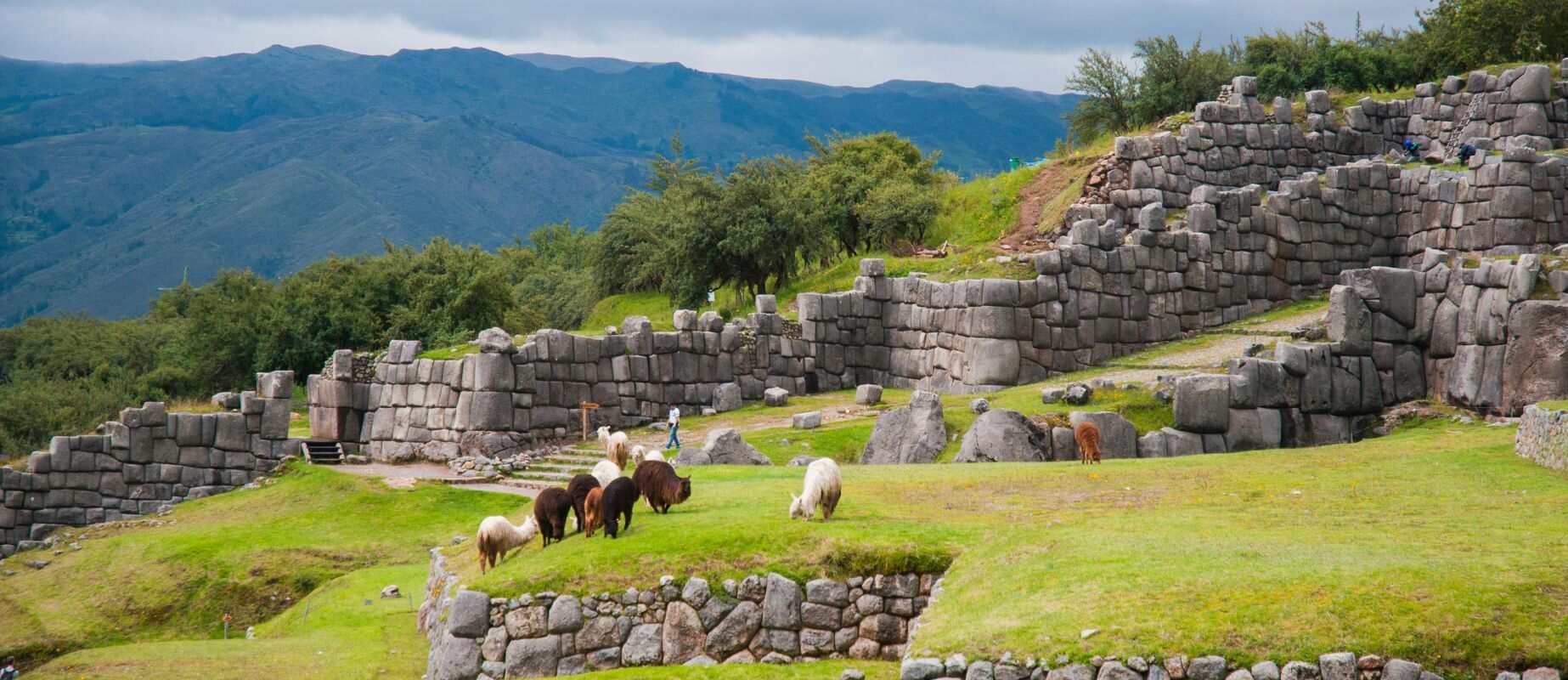 sacsayhuamán fortress