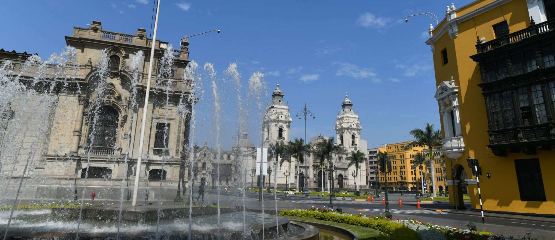 plaza mayor de lima