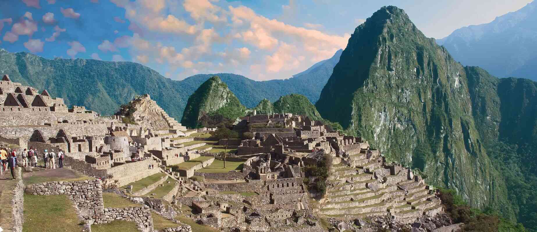 inca ruins of the city of machu picchu